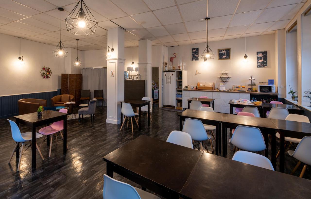 Logis Hotel Au Croissant Buzançais Екстериор снимка