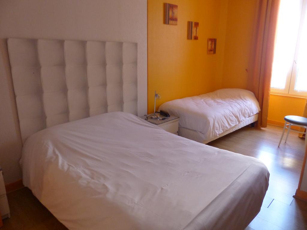 Logis Hotel Au Croissant Buzançais Стая снимка